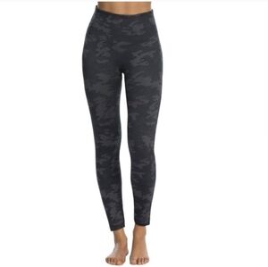 Spanx Camoflauge Legging Shapewear Size Large
